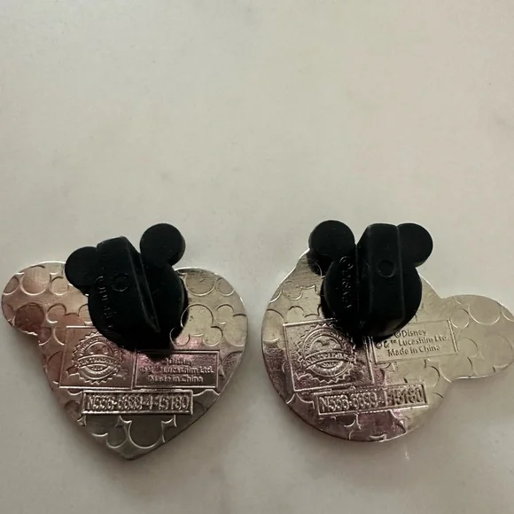 Disney Star Wars Authentic Disney Pin Set "I Love You" “I Know” - Picture 2 of 2